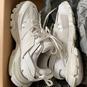 Balenciaga treks size 42 EU